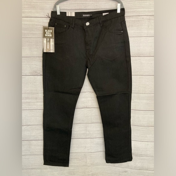 Silver Needle Other - SILVER NEEDLE | NWT Men’s Black Bull Denim Slim Straight Jeans